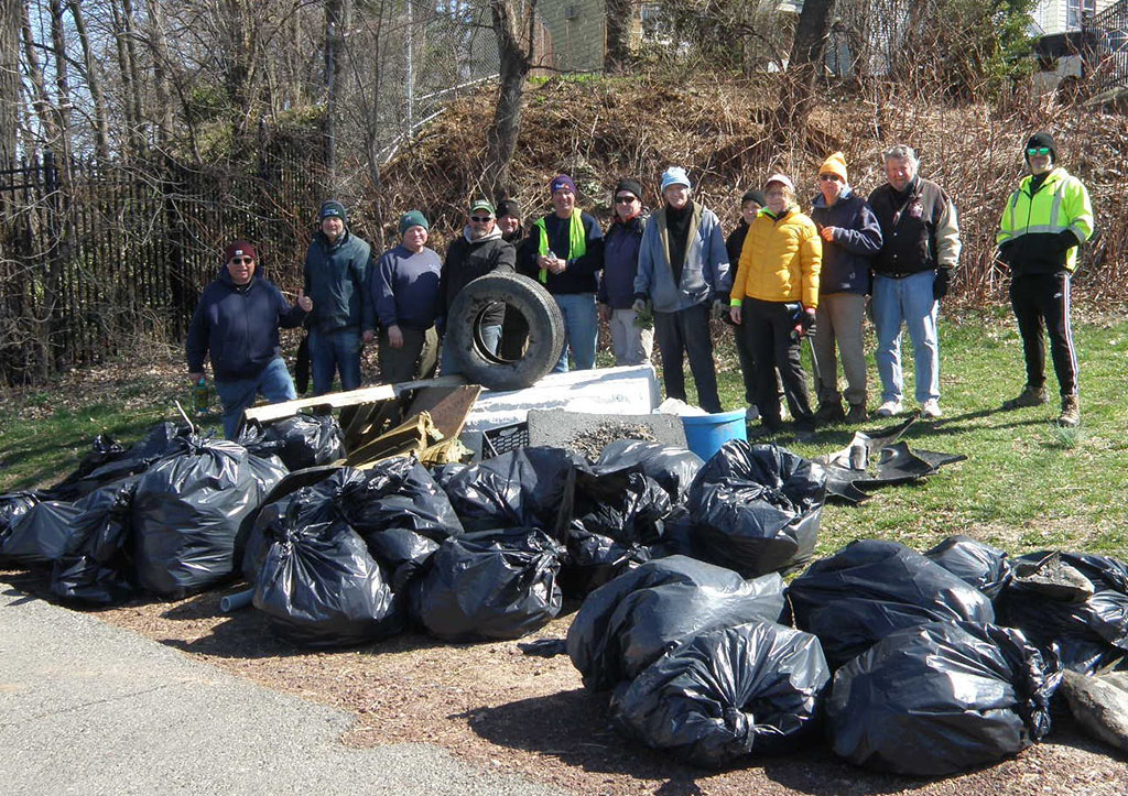 Community volunteers gathered together during the cleanup event.